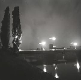 Pokaz sztucznych ogni nad Odrą na zakończenie XII Dni Wrocławia